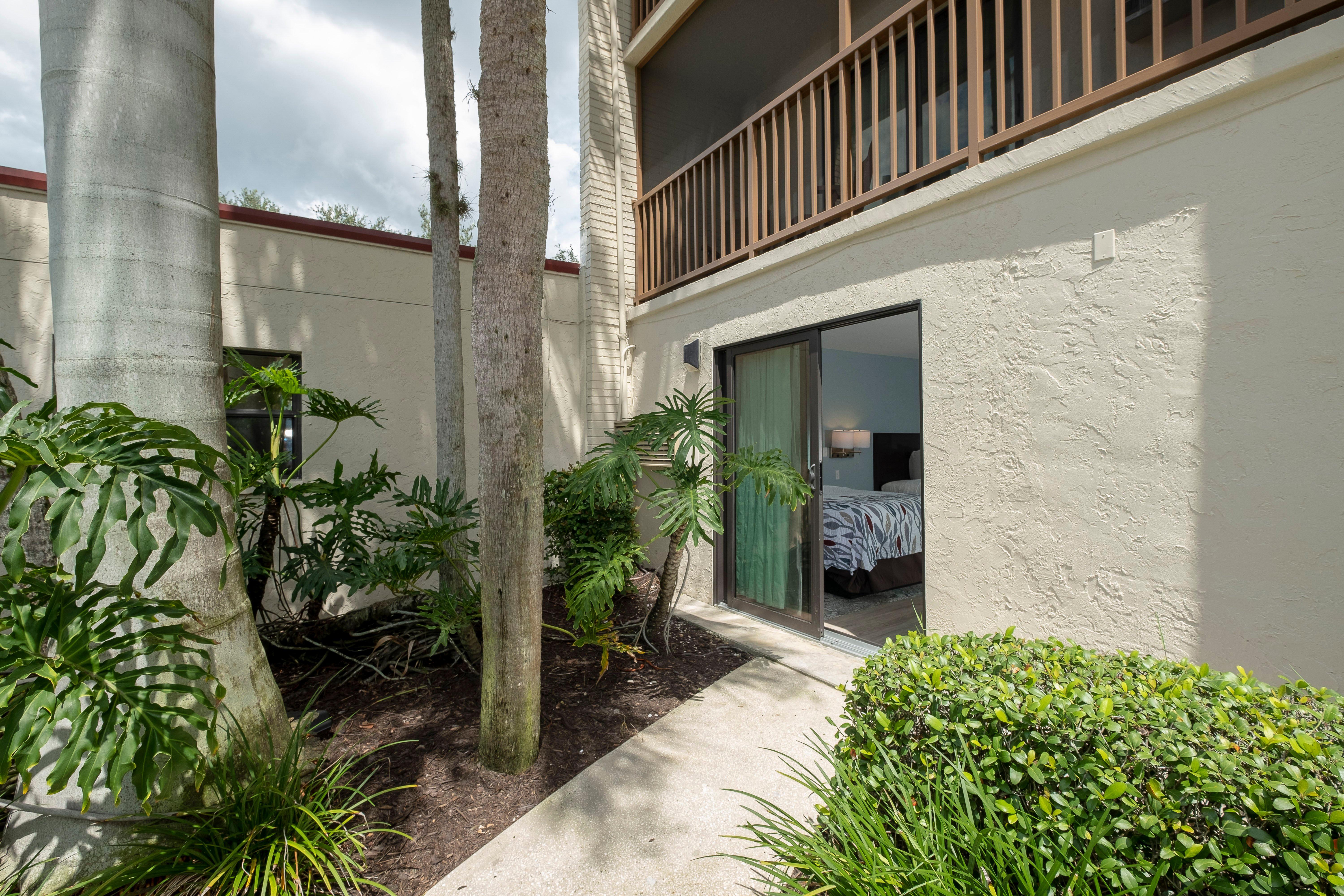 Red Roof Inn Plus+ & Suites Naples Downtown-5Th Ave S Eksteriør billede