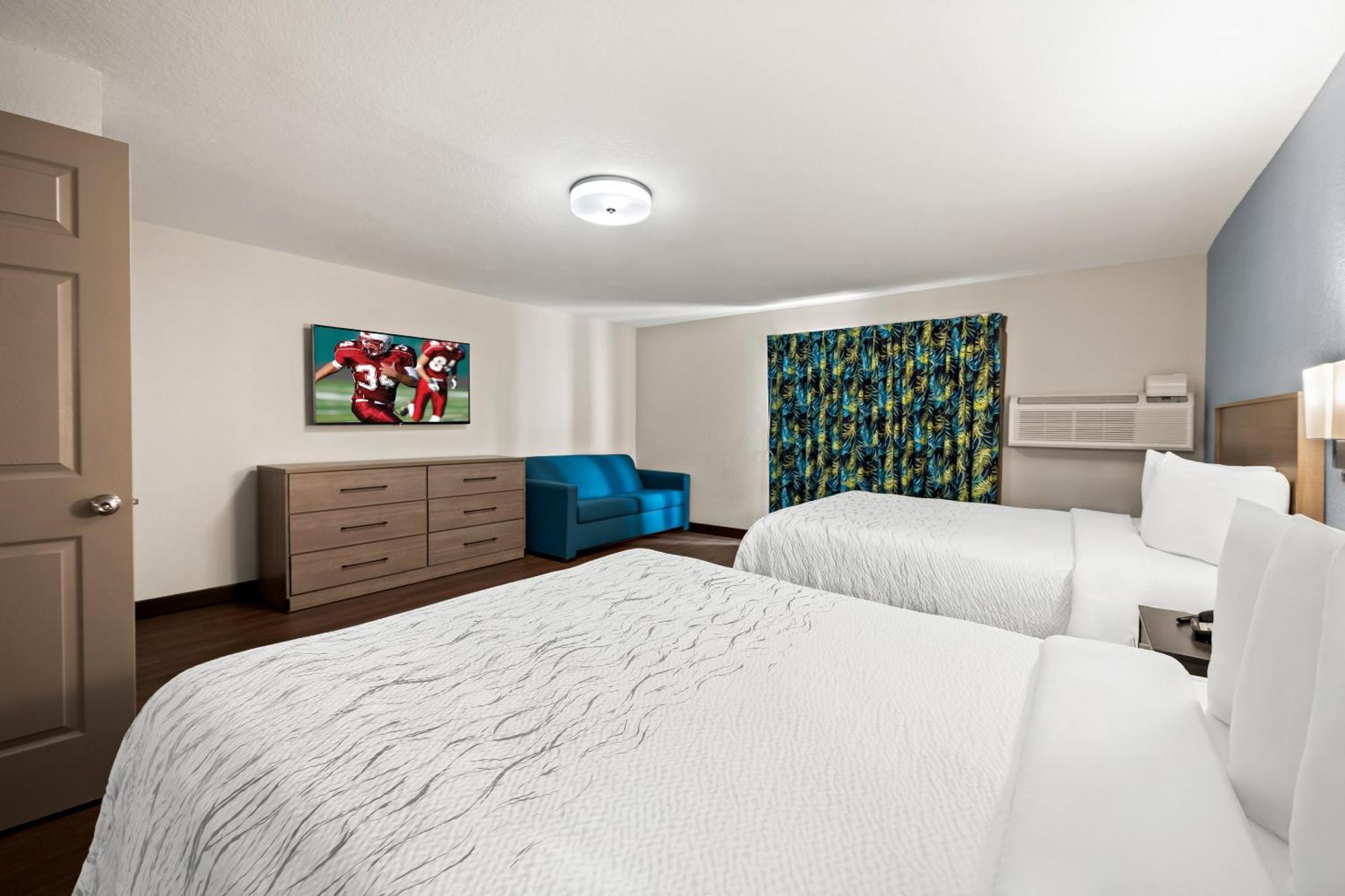 Red Roof Inn Plus+ & Suites Naples Downtown-5Th Ave S Eksteriør billede